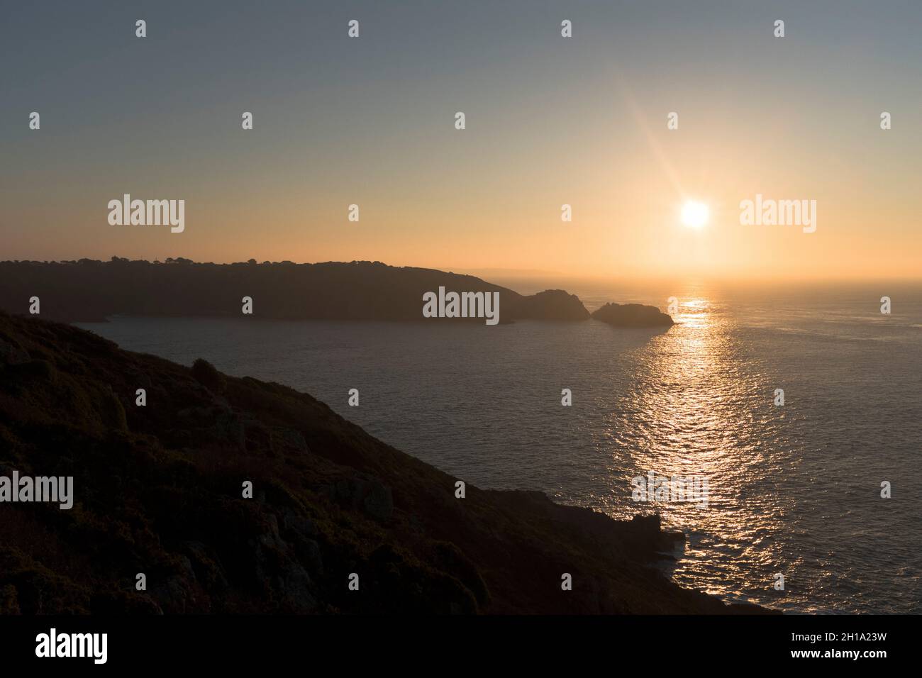 dh Jerbourg point ST MARTIN GUERNSEY Early morning sunrise over Saint Martins southeast coast line coastal sea coastline dawn view spectacular Stock Photo