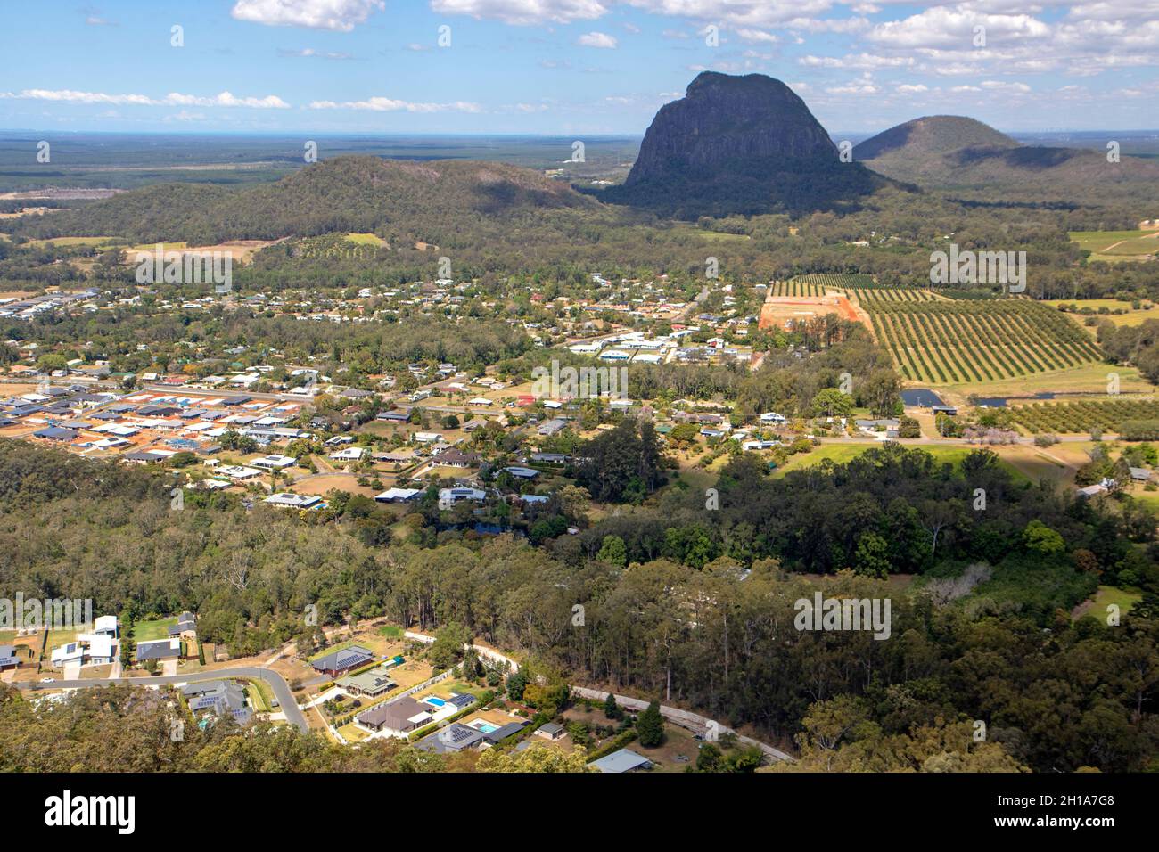 Glass House Mountains township and Mt Tibrogargan and Mt Beerburrum