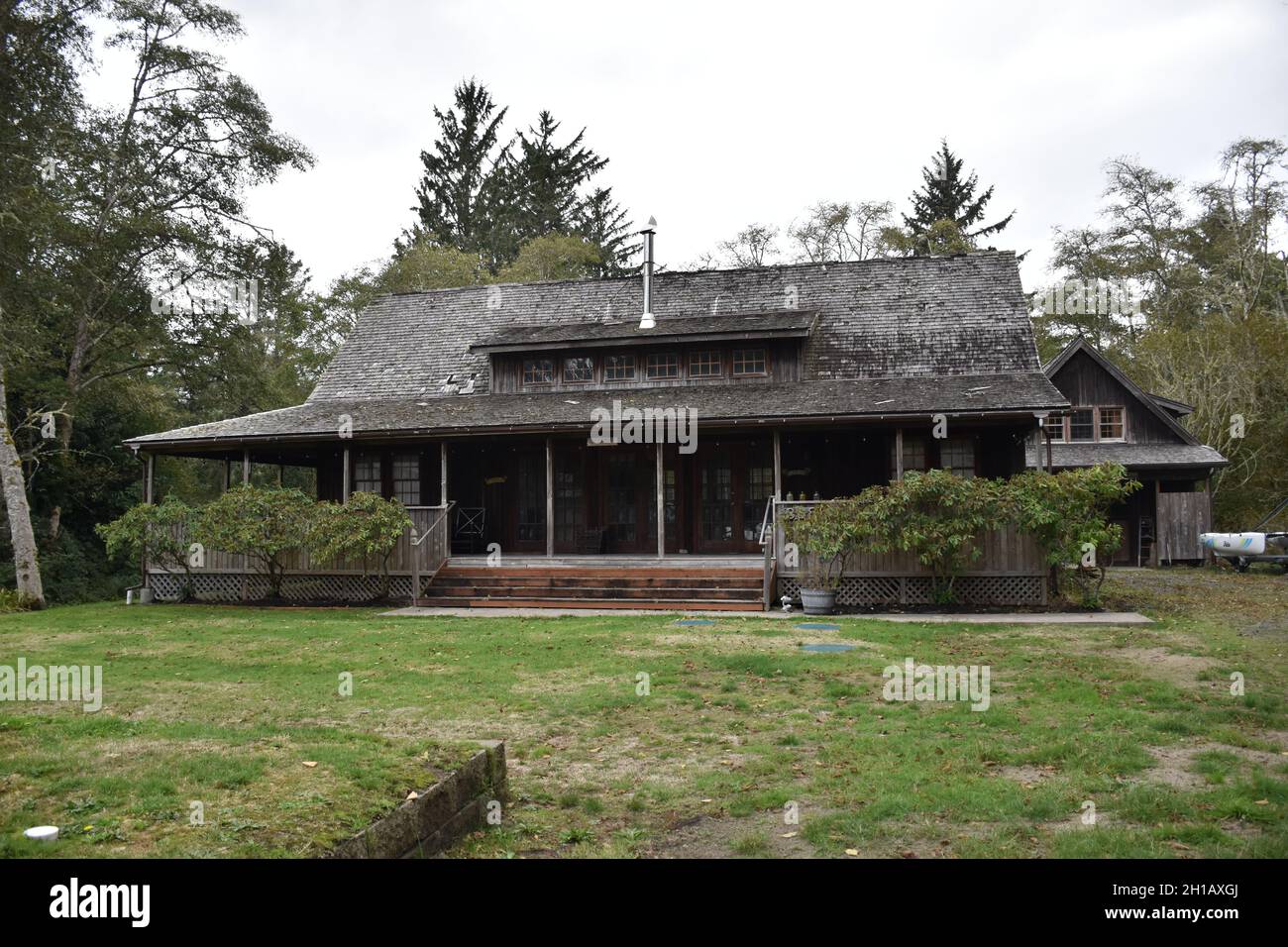 A home in the historic village of Oysterville on Willapa Bay, Long