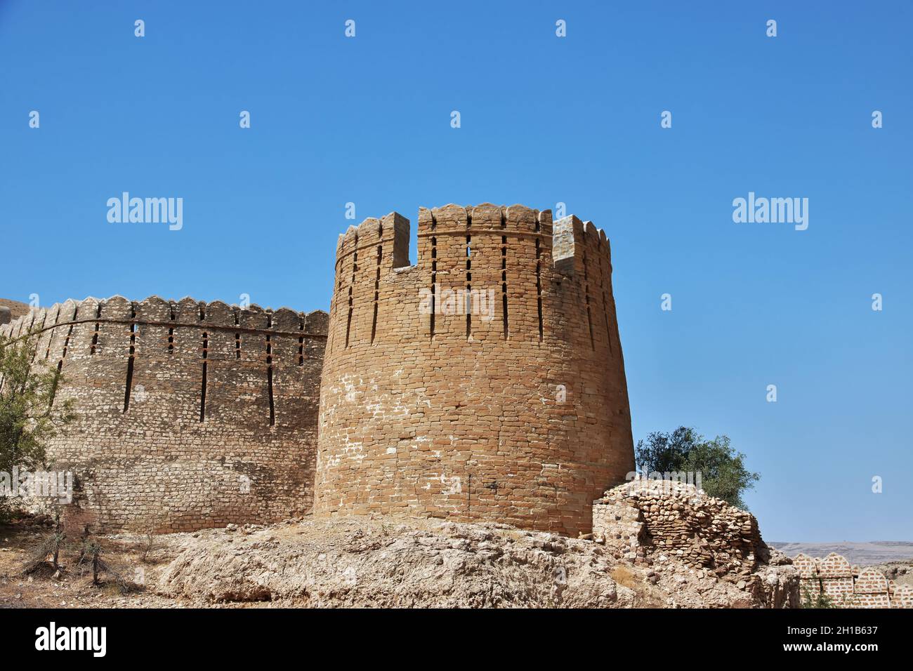 Ranikot Fort, Great Wall of Sindh, vinatge ruins in Pakistan Stock ...