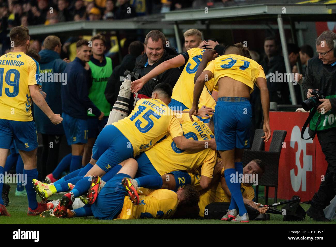 Brondby, Denmark. , . Christian Cappis (23) of Broendby IF scores for 3-2 during the 3F Superliga match between Broendby IF and Vejle Boldklub at Brondby Stadion. (Photo Credit: Gonzales Photo/Alamy Live News Stock Photo