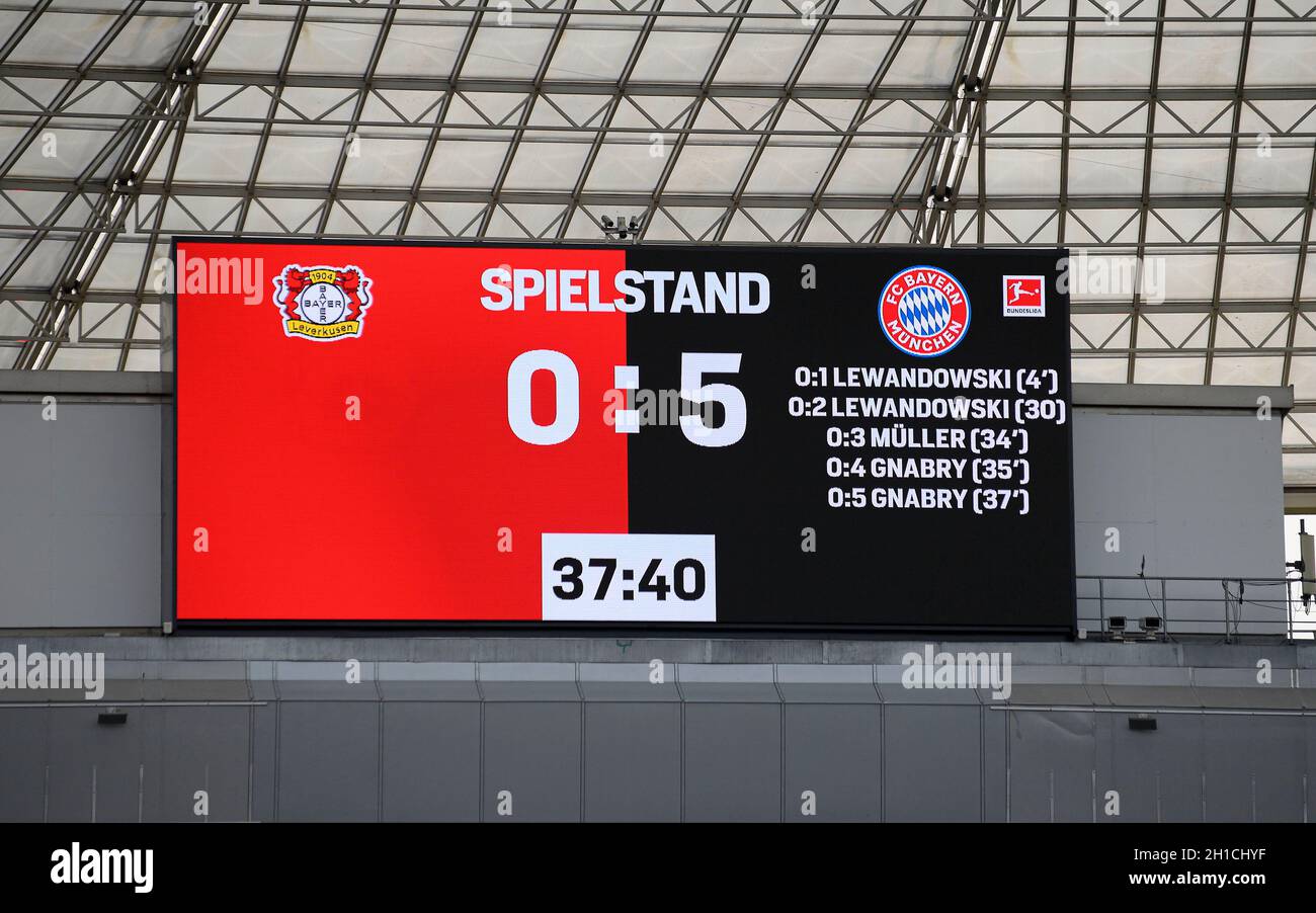 Feature, score after 37 minutes 0: 5, scoreboard soccer 1. Bundesliga, 08th matchday, Bayer 04 Leverkusen (LEV) - FC Bayern Munich (M), on October 17th, 2021 in Leverkusen / Germany. #DFL regulations prohibit any use of photographs as image sequences and / or quasi-video # Â Stock Photo