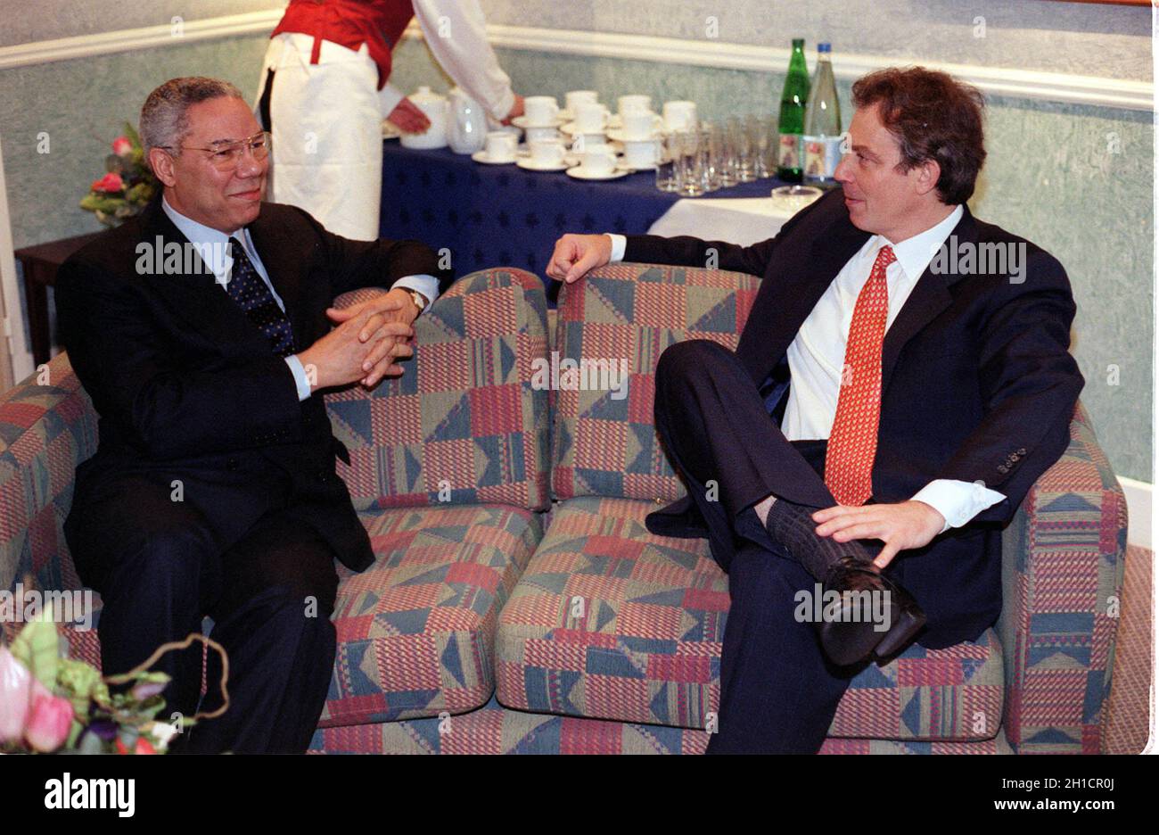 File photo dated 02/03/00 of the then Prime Minister Tony Blair and General Sir Colin Powell in a meeting room at the Active Communities Convention and Celebration in the Wembley Conference Centre. Colin Powell, the former US Joint Chiefs chairman and US secretary of state, has died from Covid-19 complications, his family has said. Issue date: Monday October 18, 2021. Stock Photo