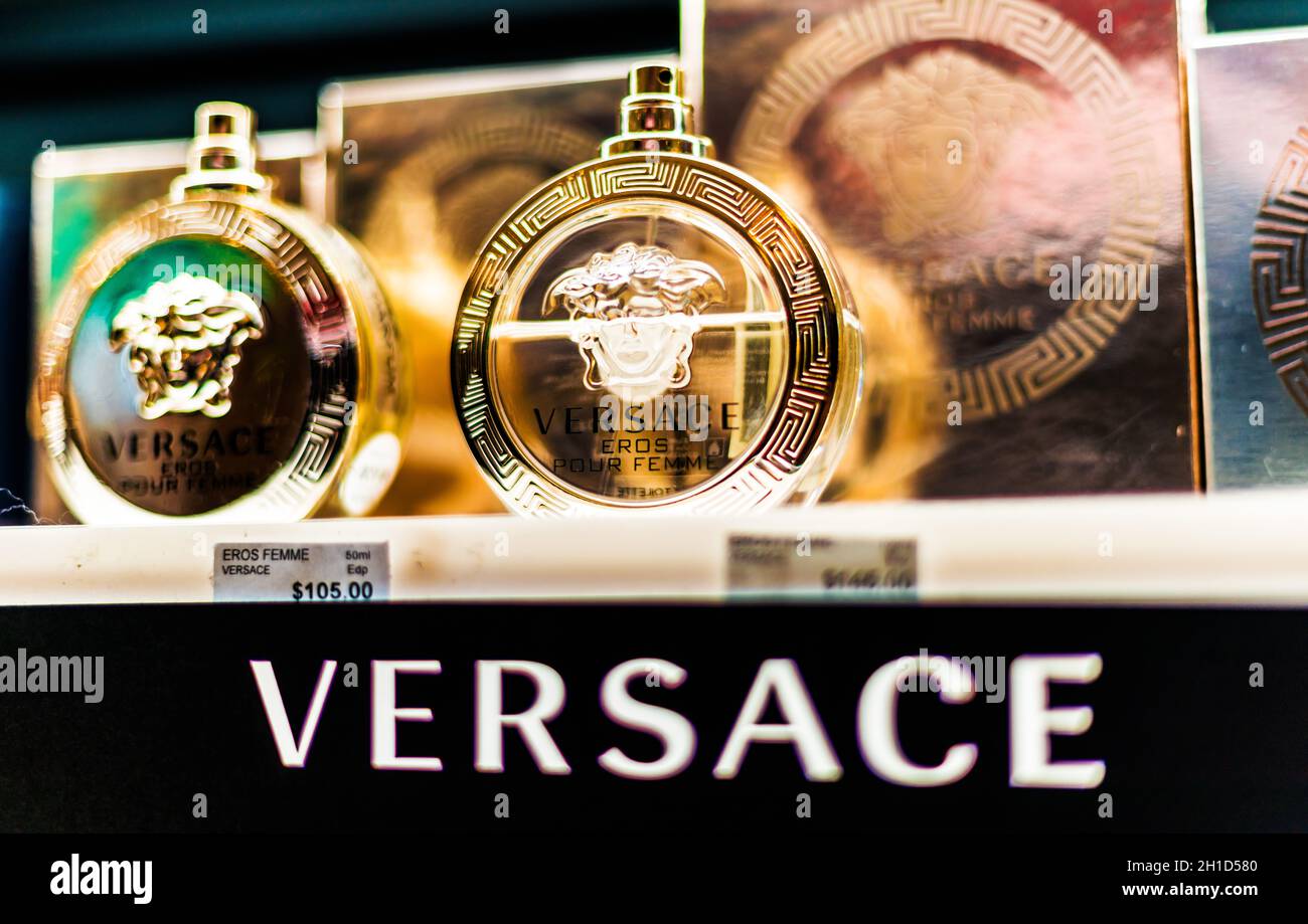 Versace Perfume High Resolution Stock Photography and Images - Alamy