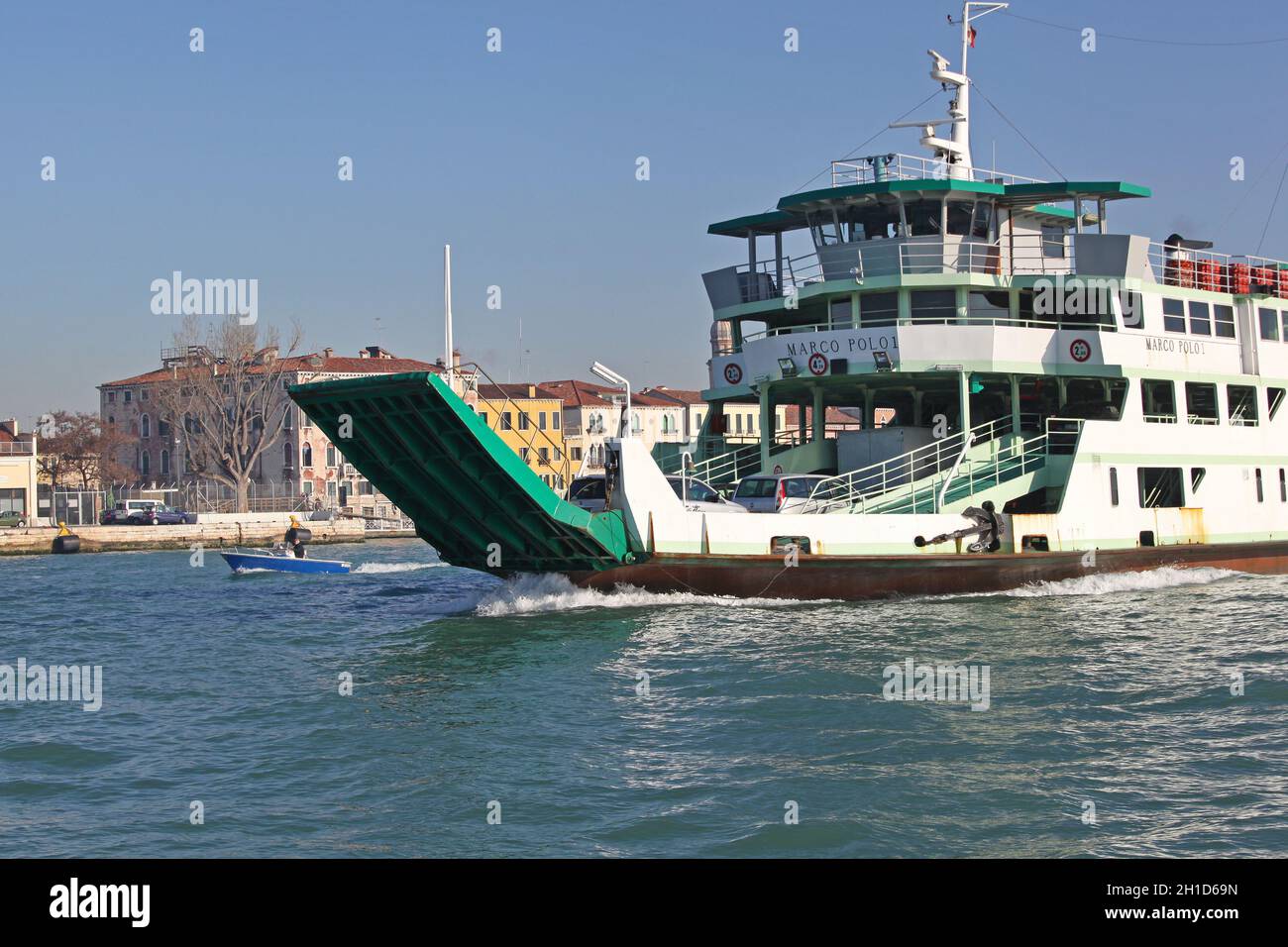 Actv ferry venice hi-res stock photography and images - Alamy
