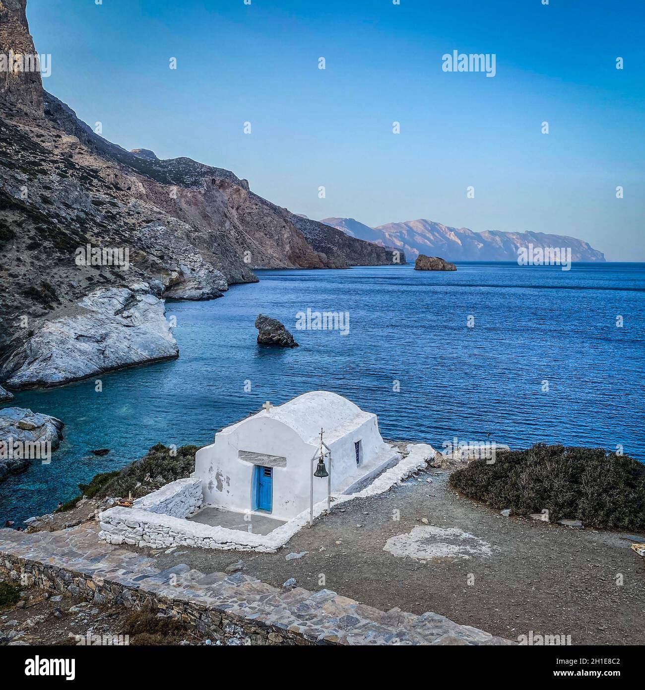 Agia Anna beach with its small white chapel, island, Cyclades