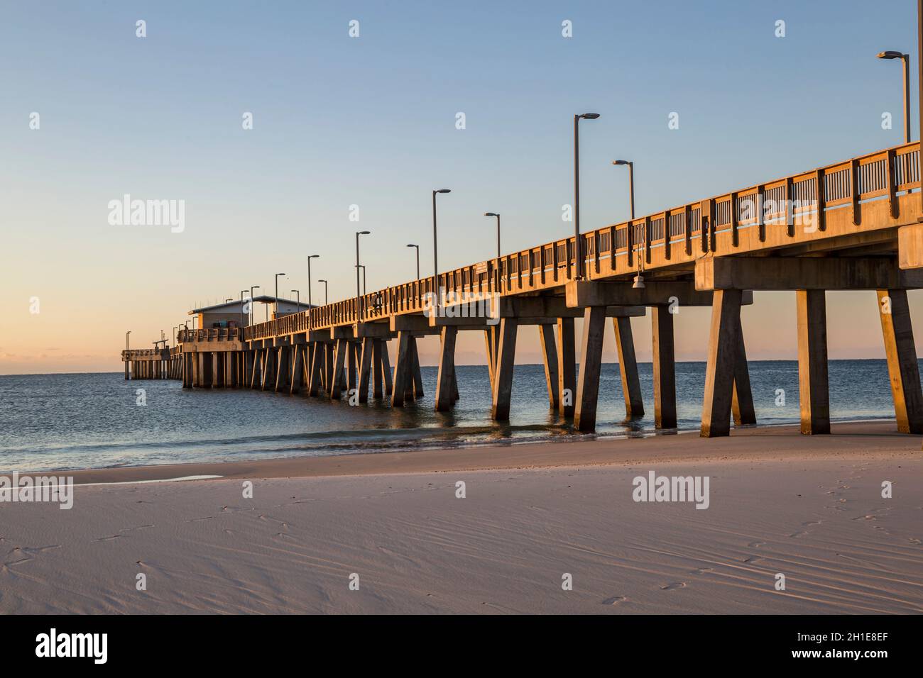 Gulf state park alabama pier hi-res stock photography and images - Page 2 -  Alamy