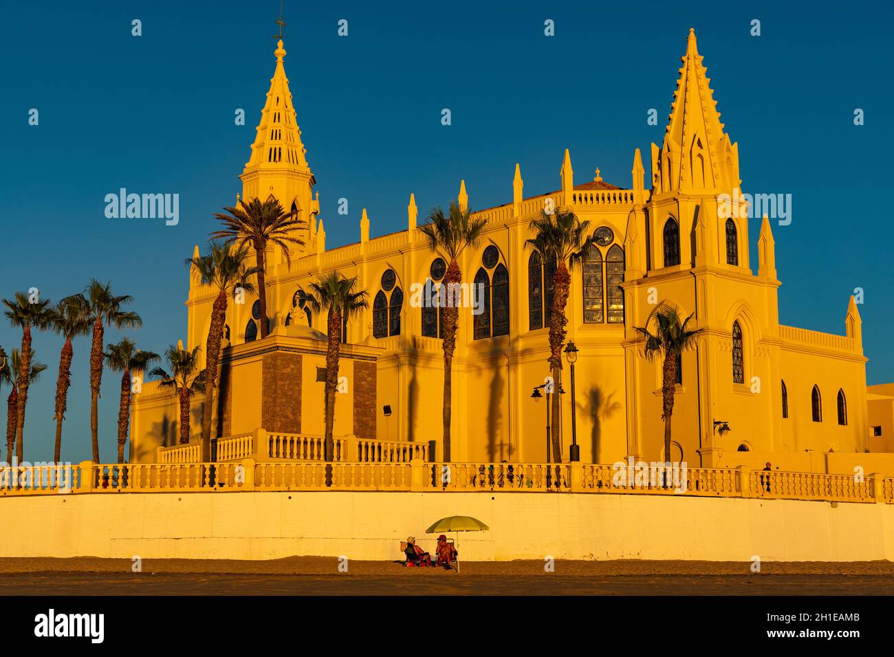 Santuario De Nuestra Senora De Regla De Chipiona Hi res Stock santuario-de-nuestra-senora-de-regla-de-chipiona-hi-res-stock
