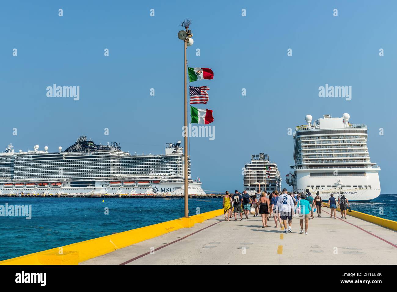 Costa maya port hi-res stock photography and images - Alamy
