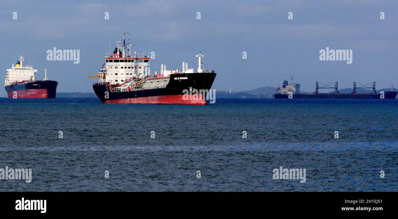 salvador, bahia / brazil -  november 4, 2014: Freighter ships are seen docked in the Todos os Santos Bay in Salvador. *** Local Caption ***  . Stock Photo