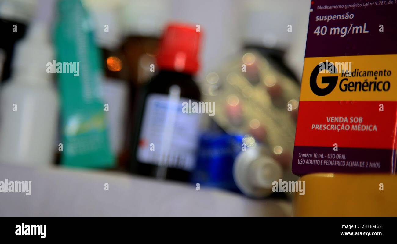 Generic medicine hi-res stock photography and images - Alamy