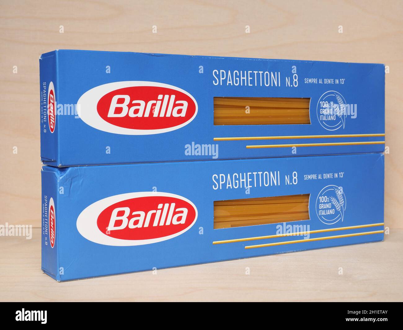 Pasta box barilla gluten free fusilli penne rigate italia Stock Photo -  Alamy