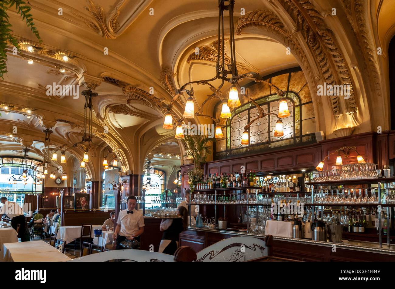 FRANCE. MEURTHE-ET-MOSELLE (54). NANCY. BRASSERIE EXCELSIOR (1910) 3, RUE MAZAGRAN. ARCHITECTS: LUCIEN WEISSENBURGER AND ALEXANDRE MIENVILLE. MAJORELL Stock Photo