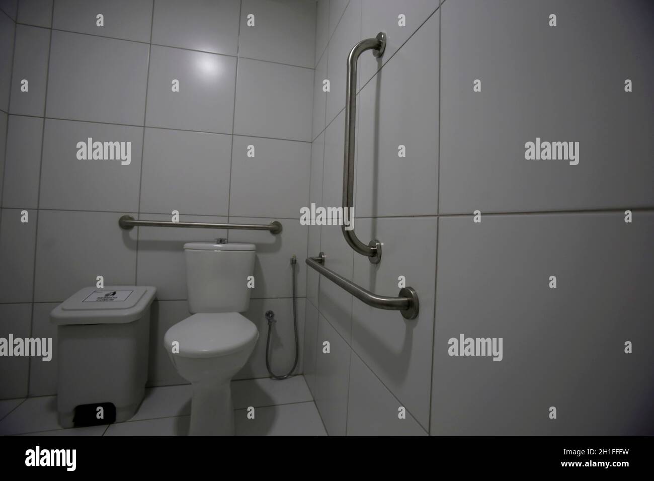 salvador, bahia / brazil - may 3, 2019: support bar is seen in sanitary view at the Couto Maia Hospital in the city of Salvador. *** Local Caption *** Stock Photo