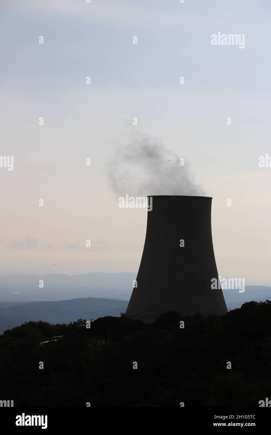 Geothermal power plant for electricity production. Condensation towers in reinforced concrete. Monterotondo near Larderello, Tuscany, Stock Photo