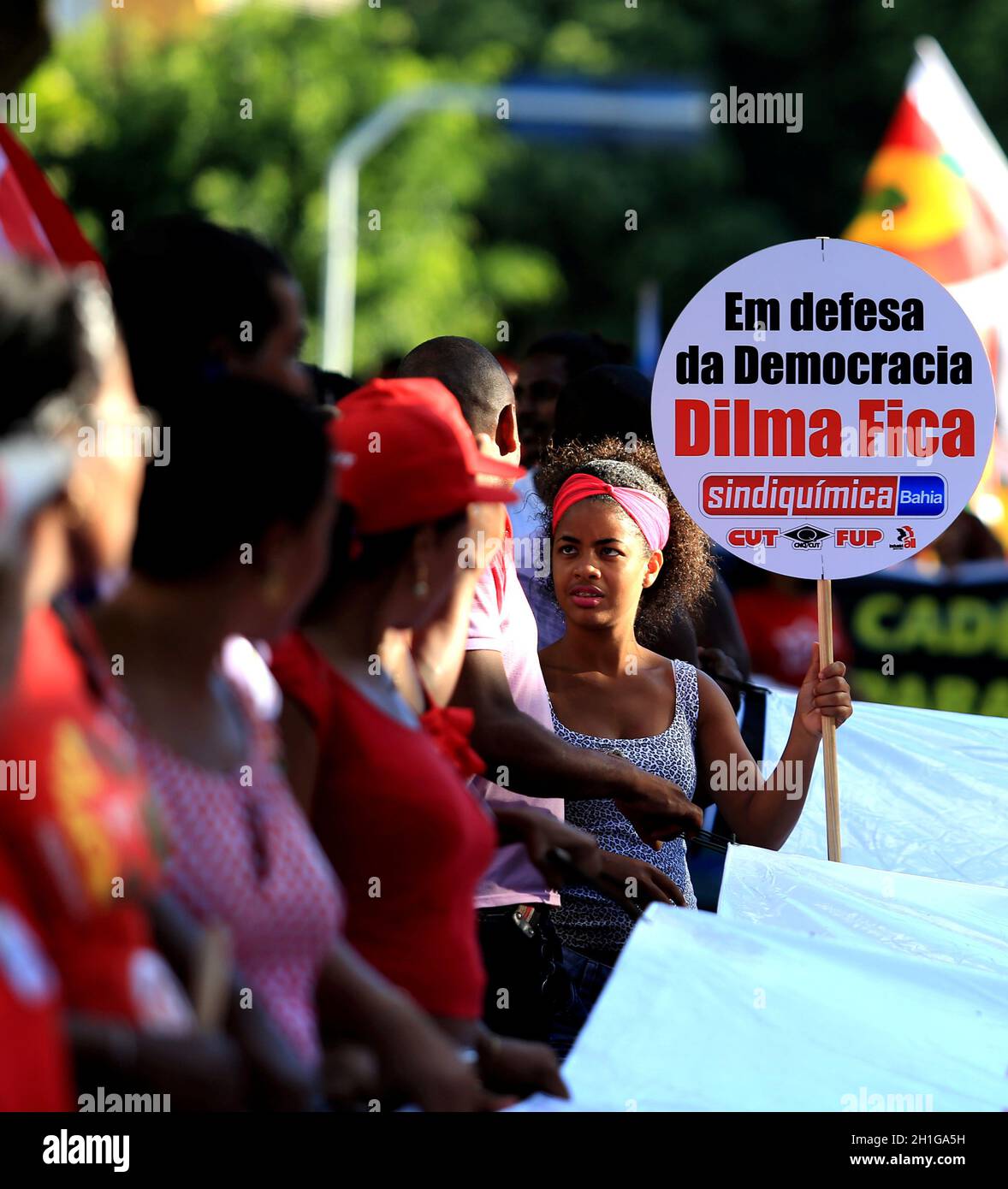 salvador, bahia, brazil - dec. 16, 2015: members of the trade union centrals, political parties and social movements mobilize in favor of president Di Stock Photo