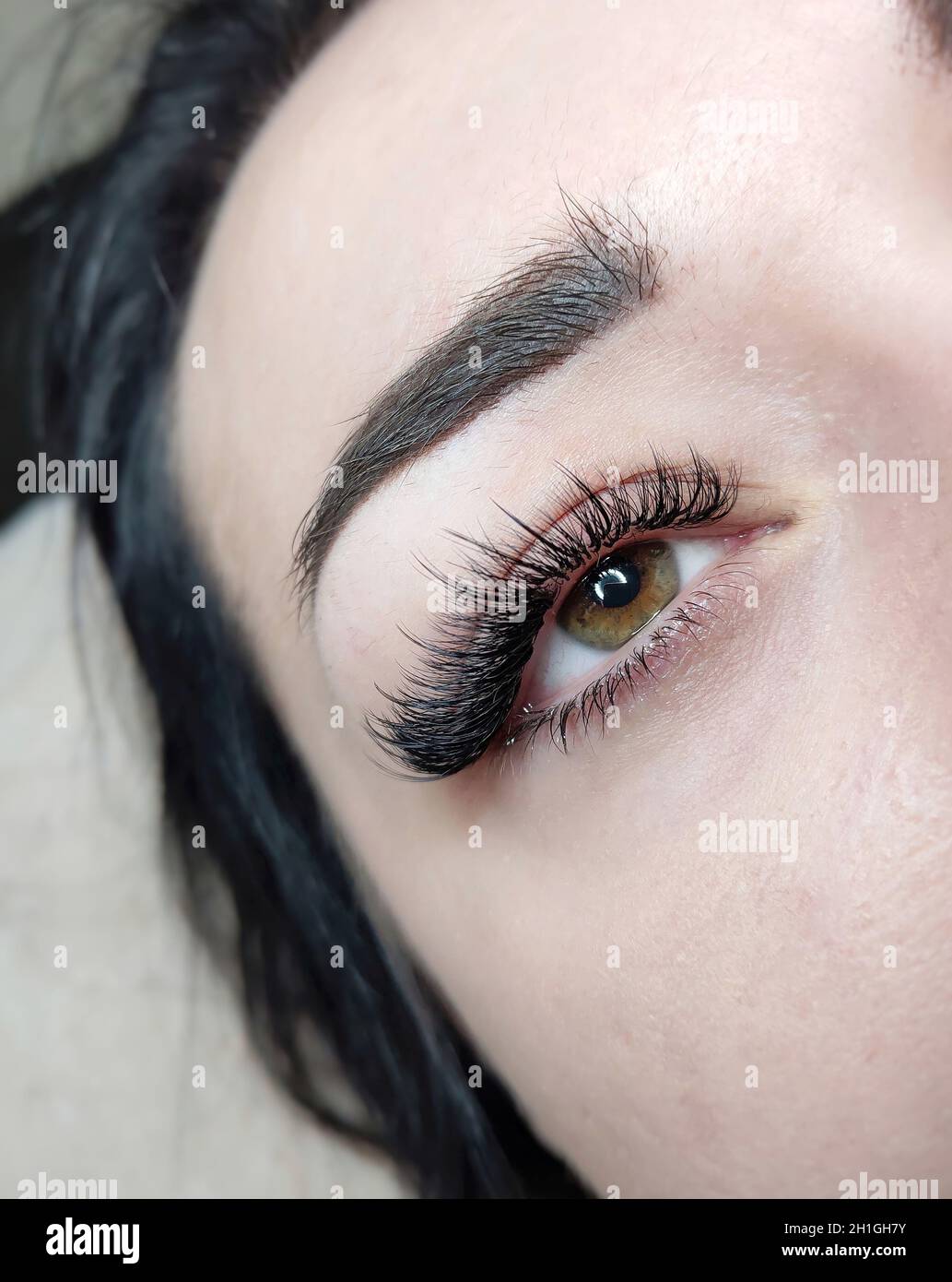 Lash extensions in beauty salon drooping eyelid Stock Photo Alamy