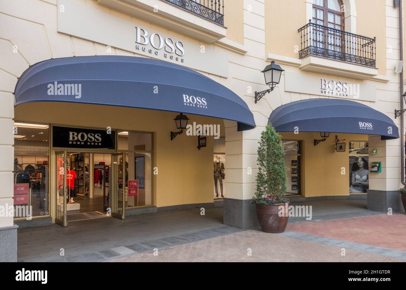 Hugo boss clearance plaza las americas
