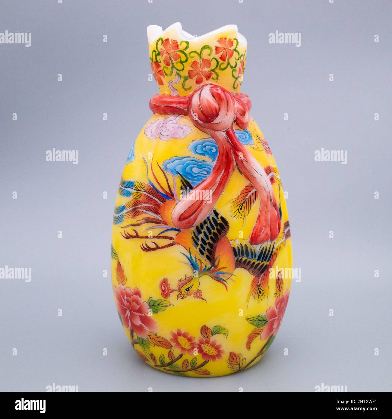 Rare Chinese Enamelled Pouchshaped Beijing Glass Vase. Apocryphal Qianlong mark Stock Photo Alamy