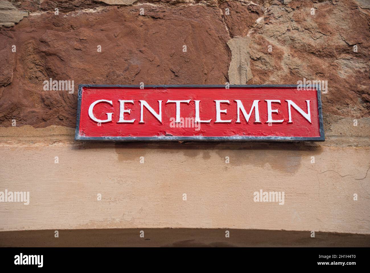 Lowes toilet seats hi-res stock photography and images - Alamy