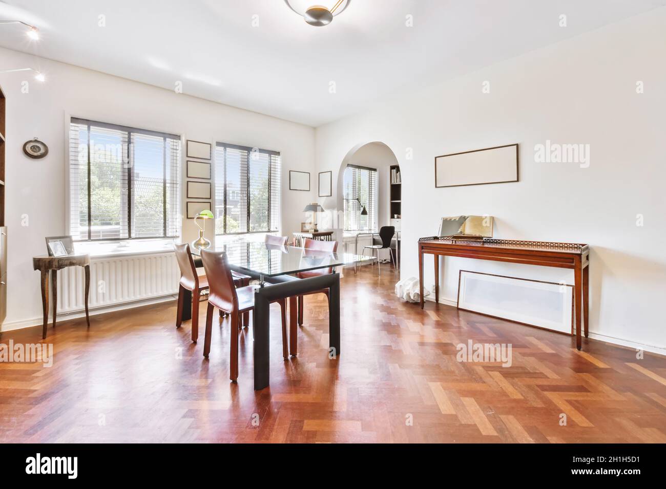 Interior design of bright and beautiful dining room Stock Photo - Alamy