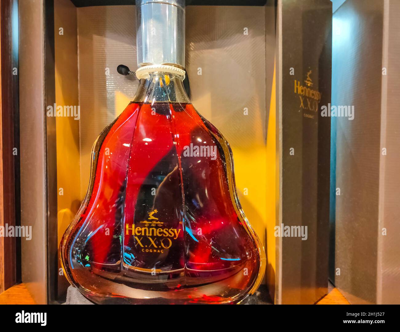Kyiv, Ukraine - September 15, 2020: Hennessy extra old cognac on store  shelf at Kyiv, Ukraine - September 15, 2020. Jas Hennessy sells about 50  millio Stock Photo - Alamy