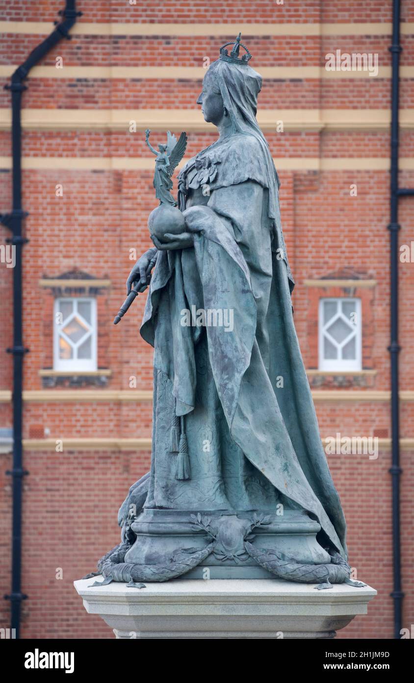 Large bronze statue of Queen Victoria at the bottom of Grand Avenue, Hove, East Sussex, England