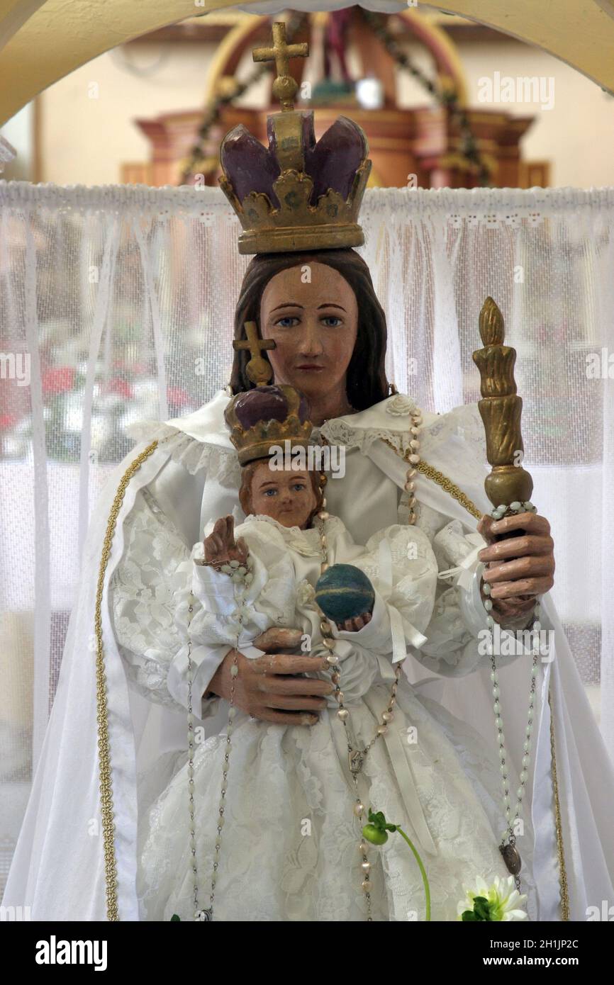 Blessed Virgin Mary with baby Jesus Stock Photo - Alamy