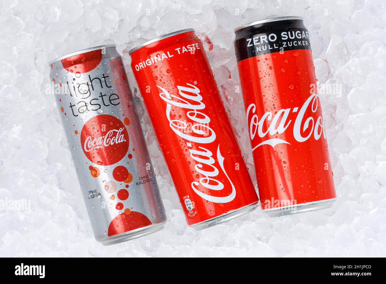 Soft drink cans hires stock photography and images Alamy