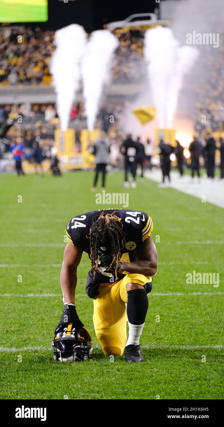 October 17th, 2021: Benny Snell Jr. #24 during the Pittsburgh