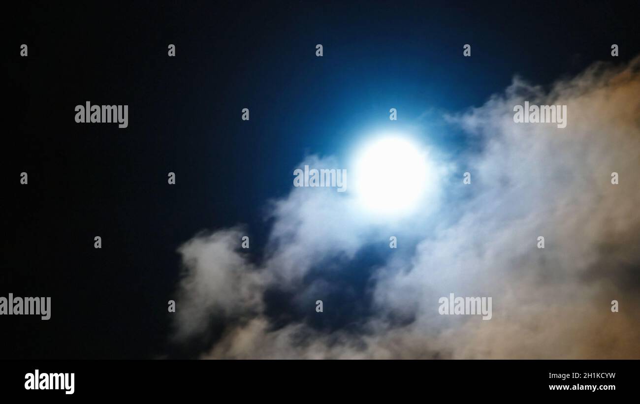 Shines blue hi-res stock photography and images - Alamy