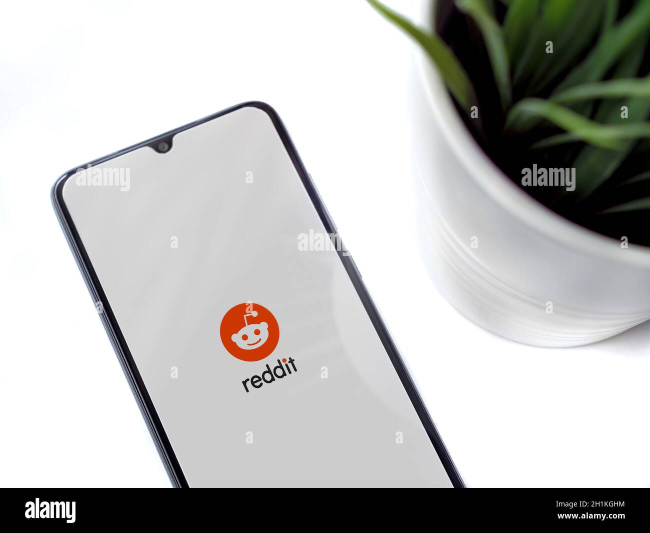 Reddit App Hi Res Stock Photography And Images Alamy