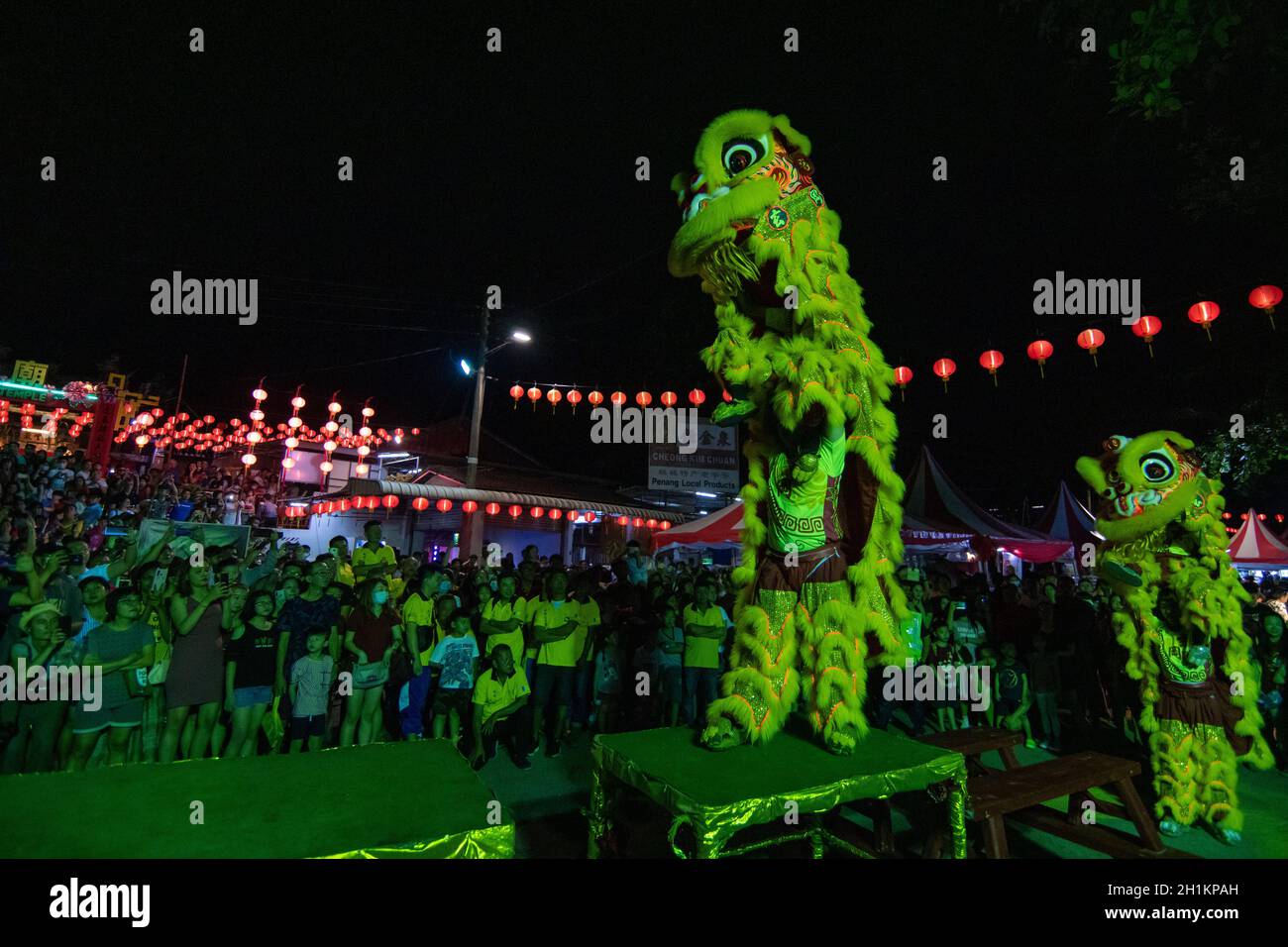 Georgetown, Penang/Malaysia - Jan 29 2020: Lion dance perform in front of snake temple Stock Photo
