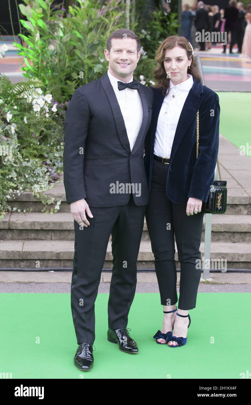 Dermot o'leary 2021 hi-res stock photography and images - Alamy