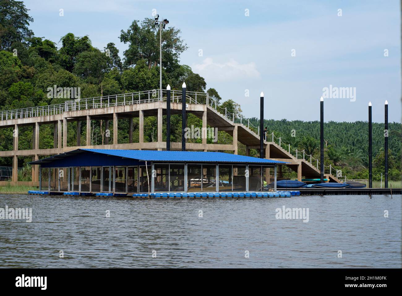 Wharf side pathway hi-res stock photography and images - Alamy