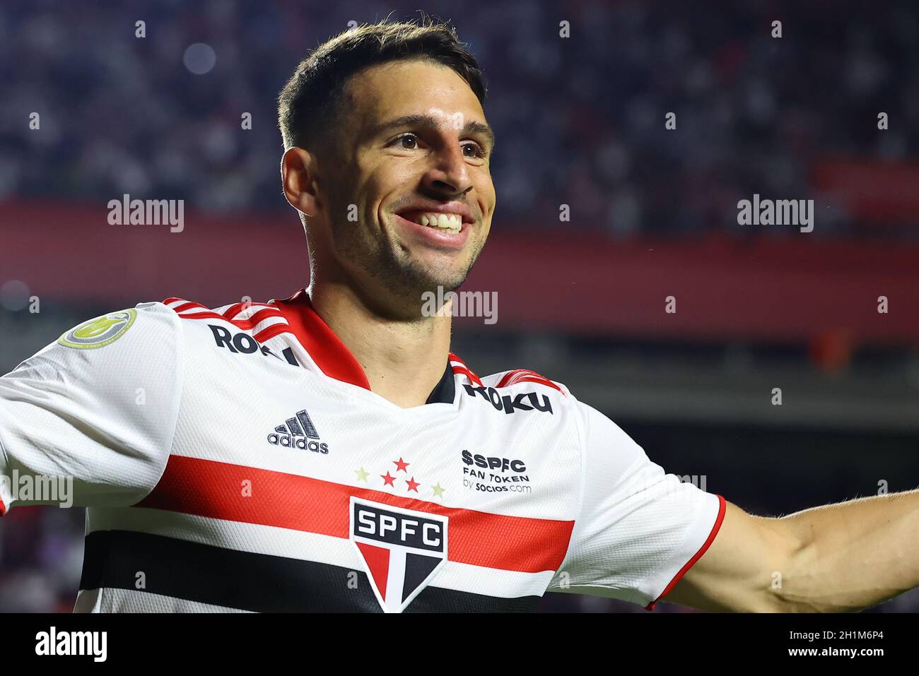 Calleri e Luciano no São Paulo: tão parecidos, tão diferentes