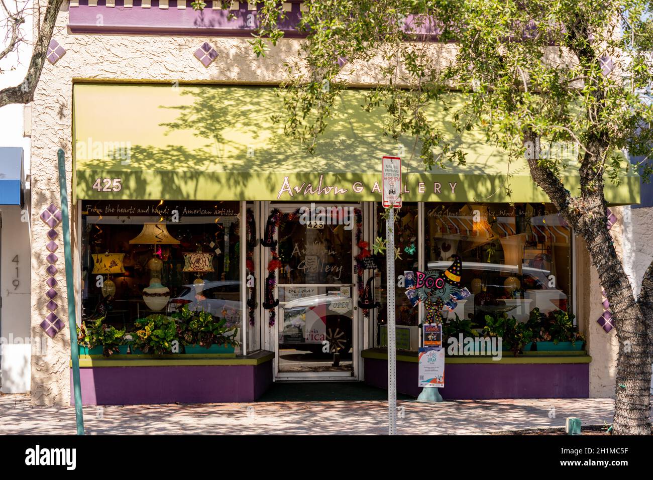 Delray Beach, FL, USA October 17, 2021 Photo of Avalon Art Gallery