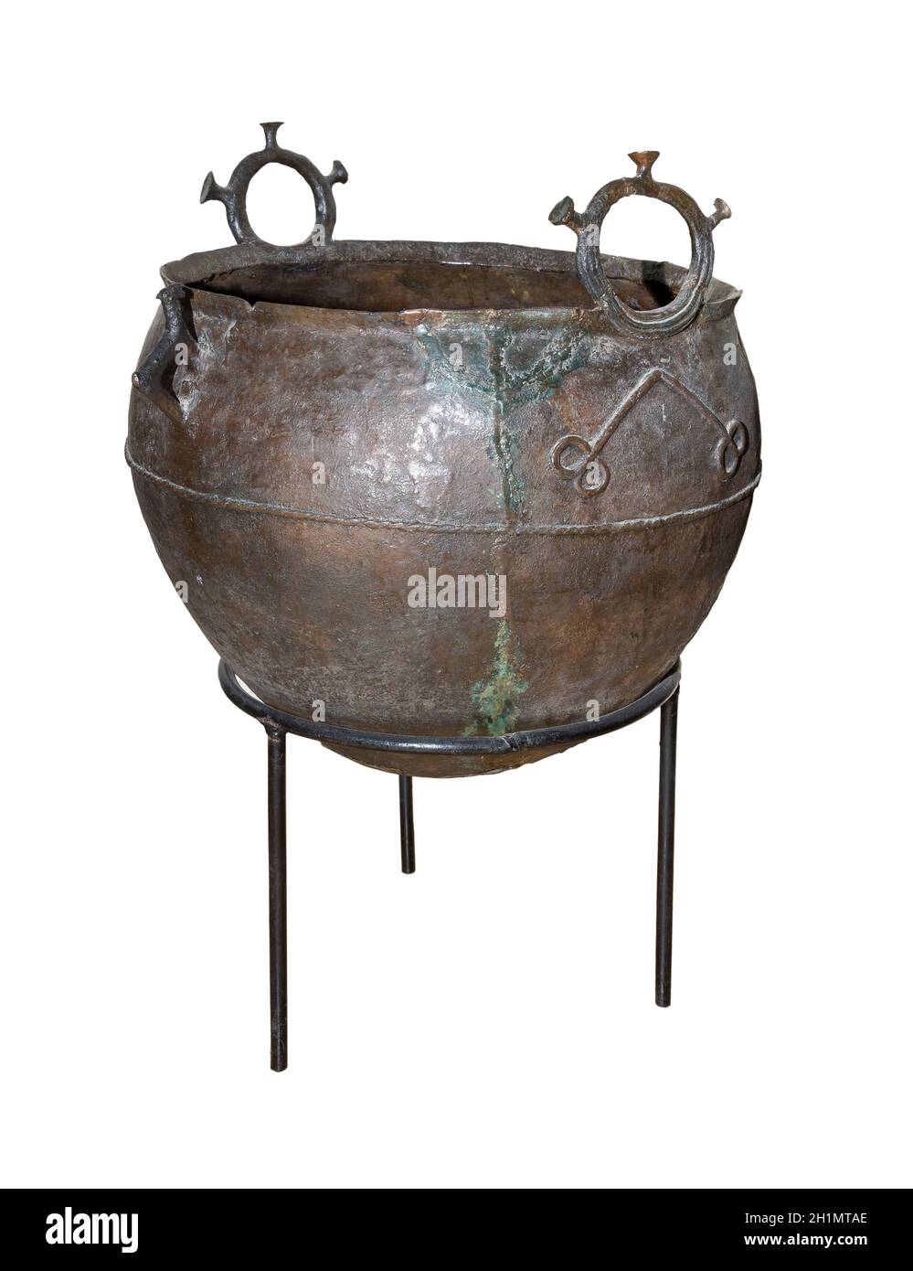 Bronze cauldron hi-res stock photography and images - Alamy