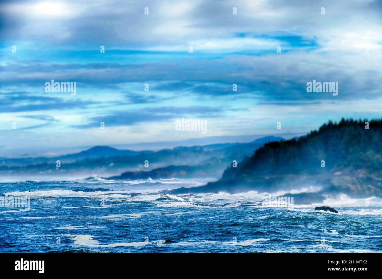 Beautiful blue abstract wavy coast pattern of Oregon Stock Photo - Alamy