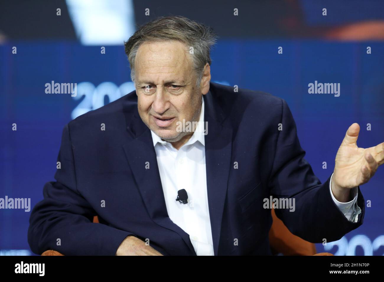 Adam Aron Amc High Resolution Stock Photography and Images Alamy