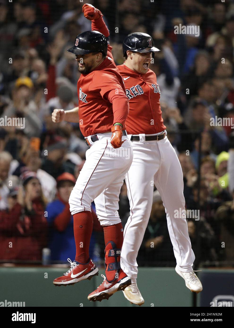 Boston Red Sox - Kyle Schwarber makes his Red Sox debut.