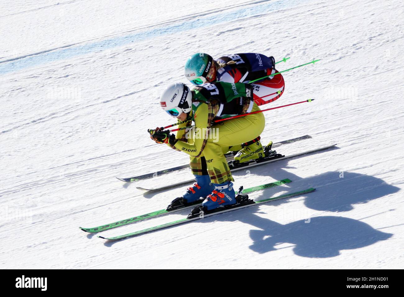 Auf der Überholspur: Daniela Maier (SC Urach / Deutschland/vorne) beim FIS Ski Cross Weltcup Feldberg Stock Photo