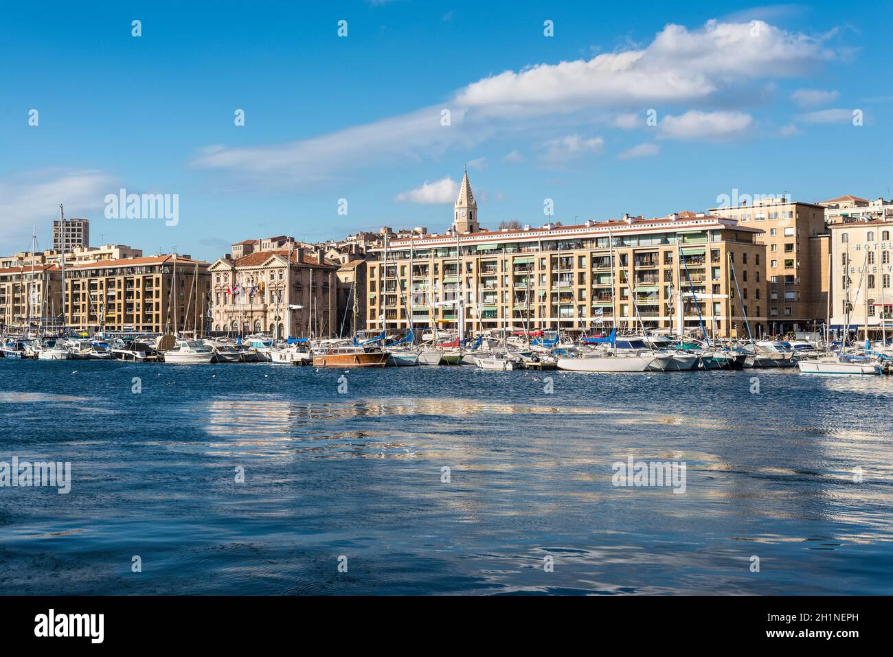 Bay marseilles hi-res stock photography and images - Page 3 - Alamy