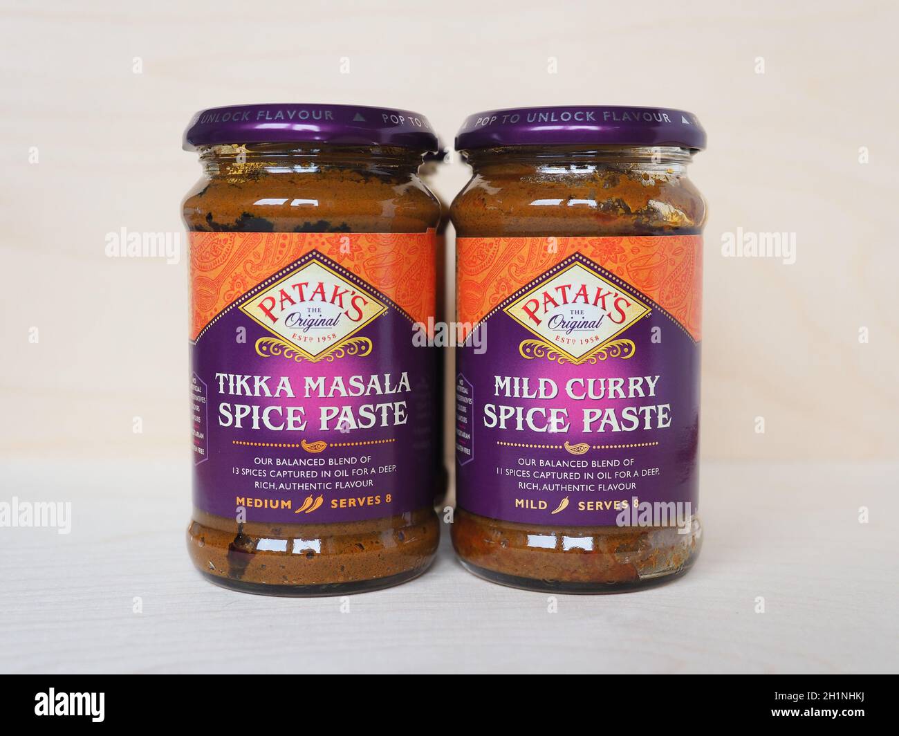 London Uk Circa December 2020 Jar Of Pataks Tikka Masala And Mild Curry Spice Paste Stock 8665