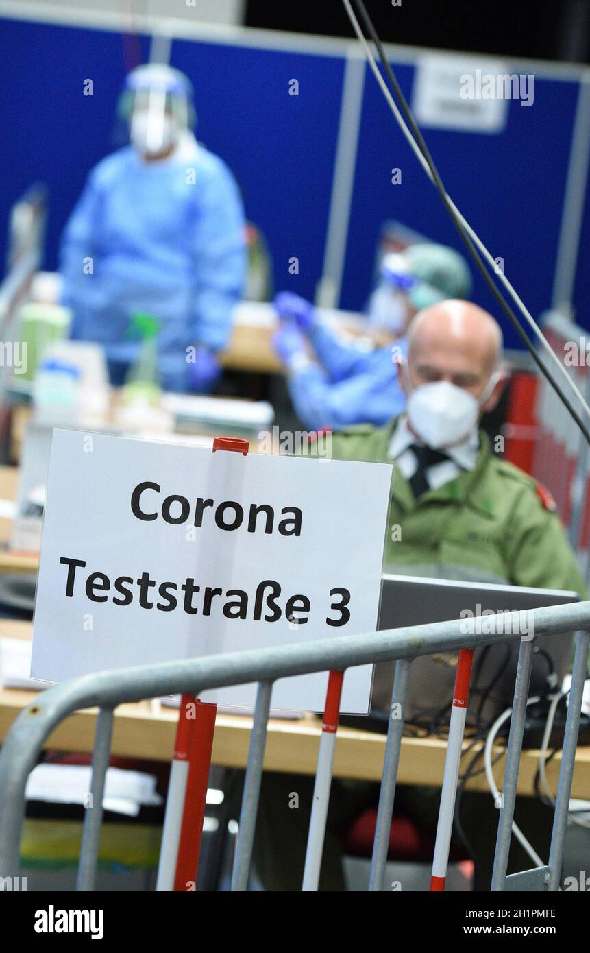 Corona Antigen Test in Österreich (Europa) - Corona antigen test in Austria (Europe) Stock Photo