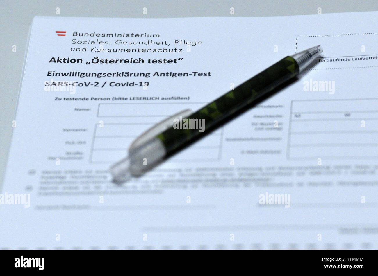 Corona Antigen Test in Österreich (Europa) - Corona antigen test in Austria (Europe) Stock Photo