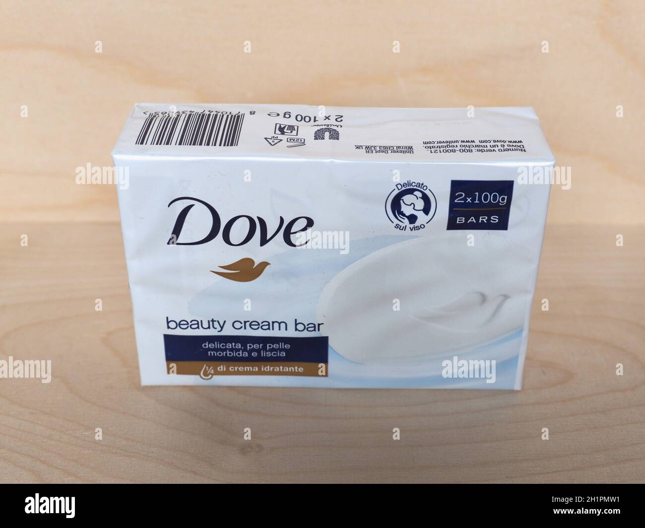 Beauty cream bar hi-res stock photography and images - Alamy