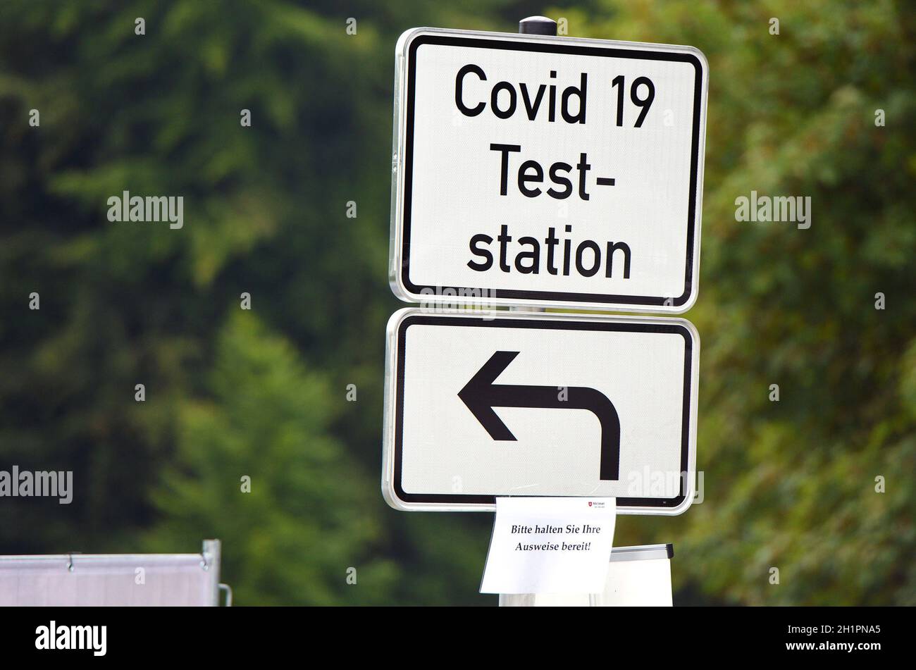Corona Test Drive-In in Bayern (, Deutschland, Europa) - Corona Test Drive-In in Bavaria (Germany, Europe) Stock Photo