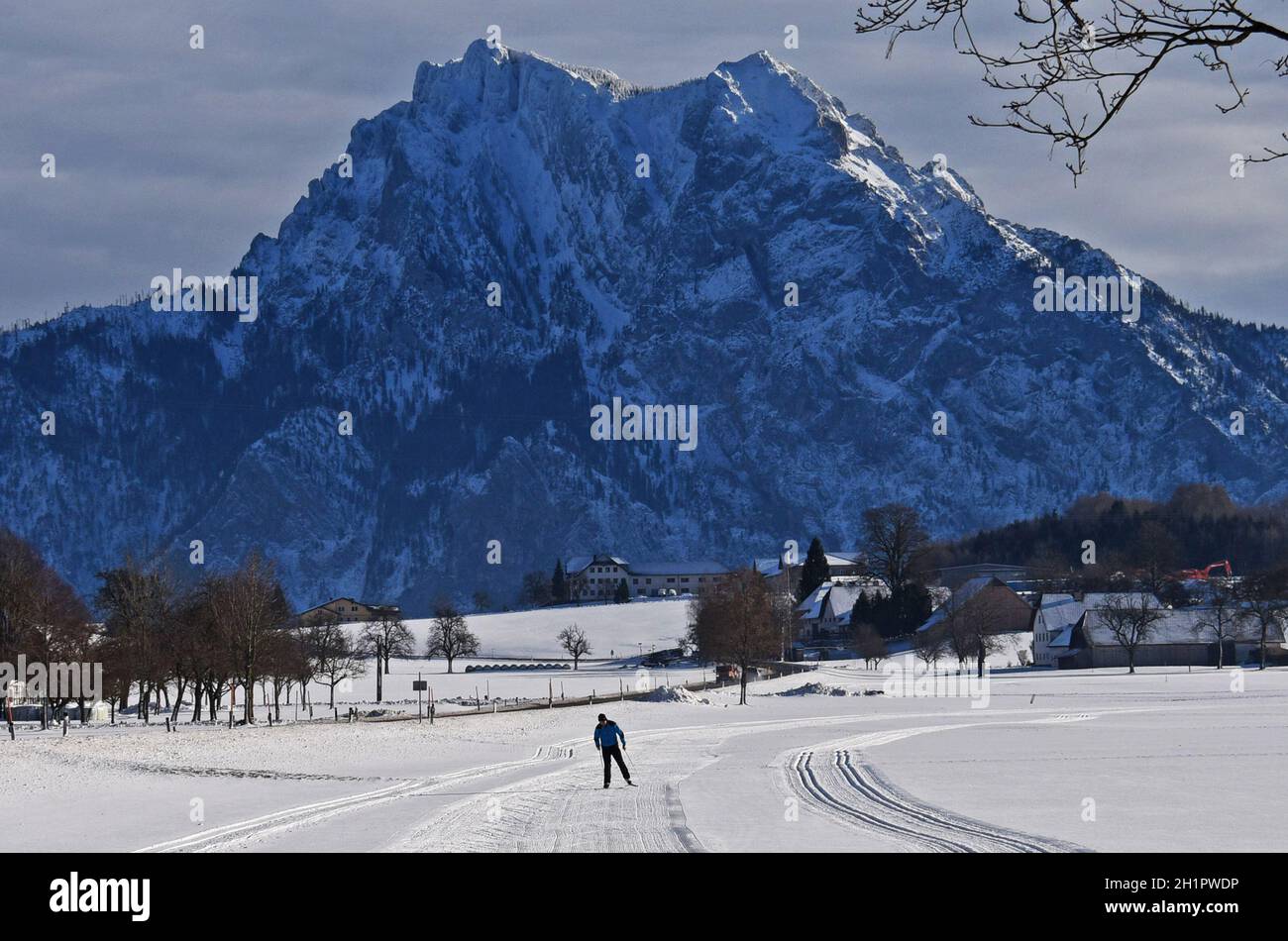 Langlaufen Neukirchen bei Altmünster (Bezirk Gmunden, Oberösterreich, Österreich) - Cross-country skiing Neukirchen near Altmünster (District Gmunden, Stock Photo