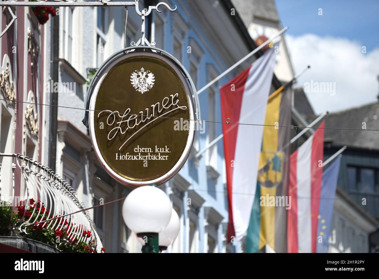 Das weltberühmte Cafe Zauner in Bad Ischl, Salzkammergut, Oberösterreich, Österreich, Europa - The world-famous Cafe Zauner in Bad Ischl, Salzkammergu Stock Photo